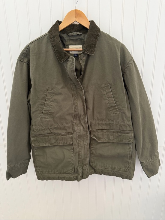 Universal Thread Jackets & Blazers - Universal Thread Olive Green Utility Jacket with Dark Corduroy Trim